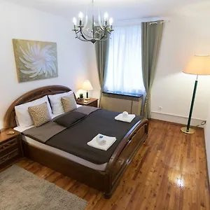 https://city-center-holiday-apartment.vienna-besthotels.com